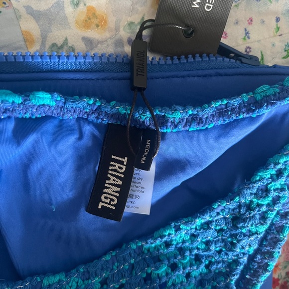 Triangl KAYA - NAYARIT bikini brand new with tags and bag. Top-L Bottoms-M - Picture 2 of 4